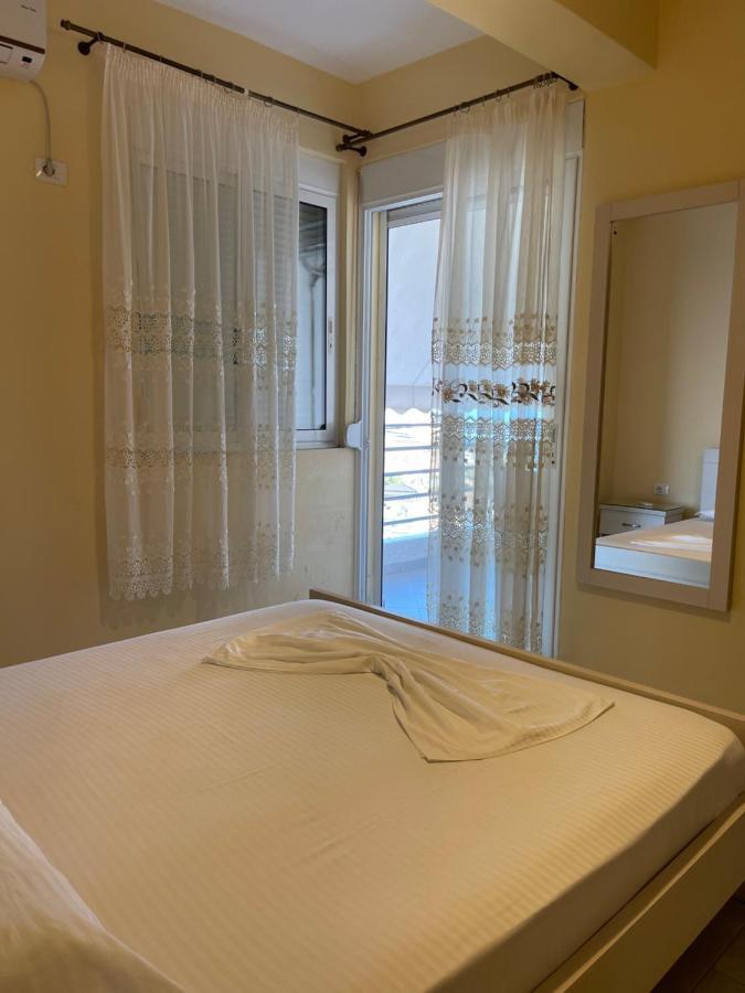 Oni'S Apartments ซารานเดอ ภายนอก รูปภาพ