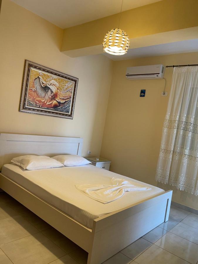 Oni'S Apartments ซารานเดอ ภายนอก รูปภาพ