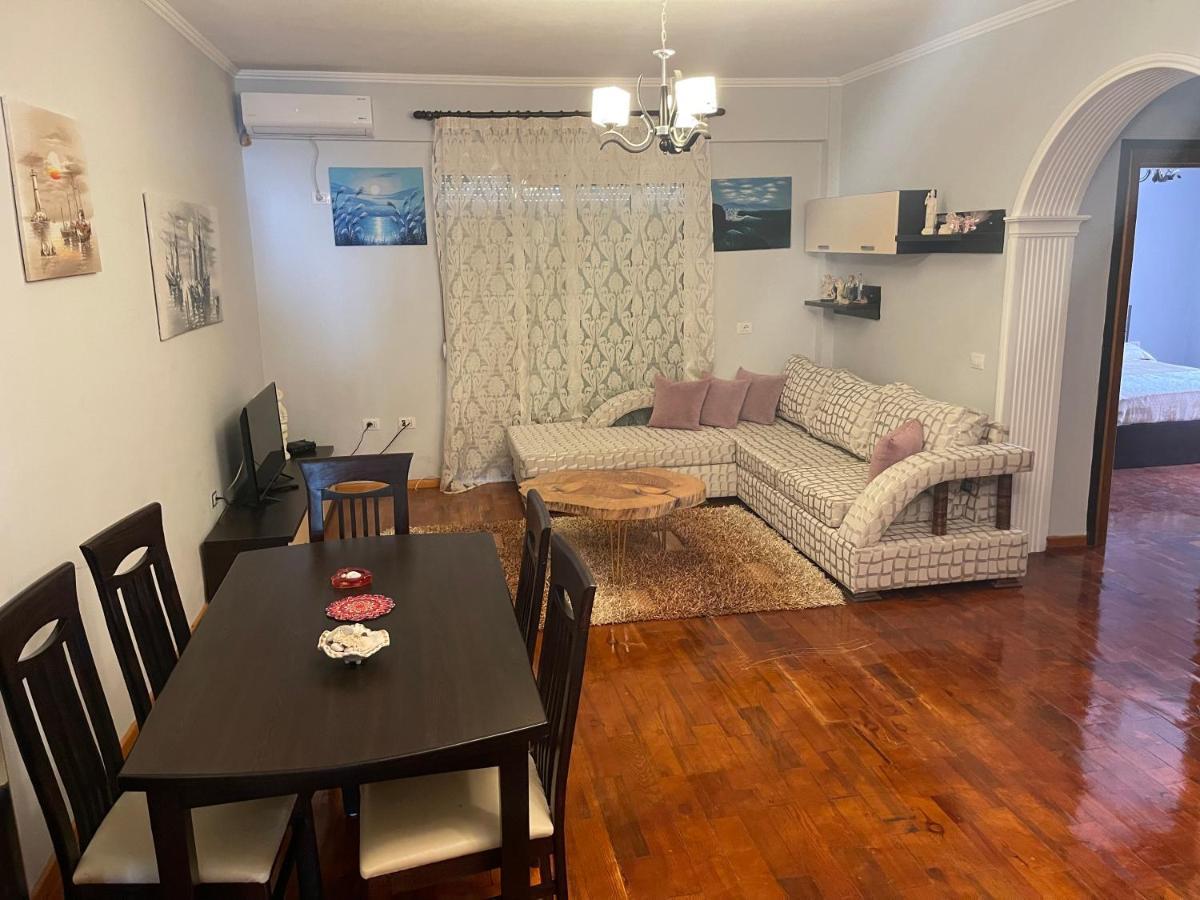 Oni'S Apartments ซารานเดอ ภายนอก รูปภาพ